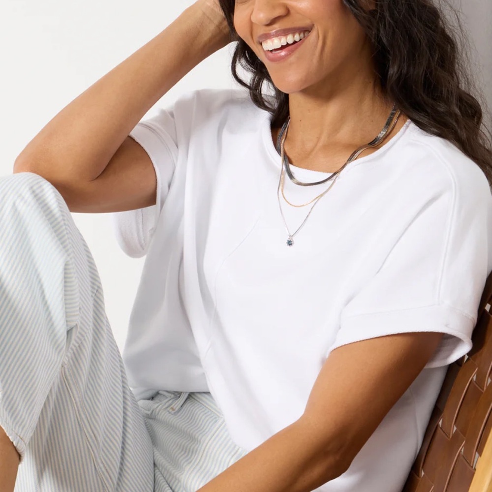 Evereve Luxe Lounge Short Sleeve in White